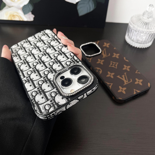 ディオール iPhone15ケース キラキラ