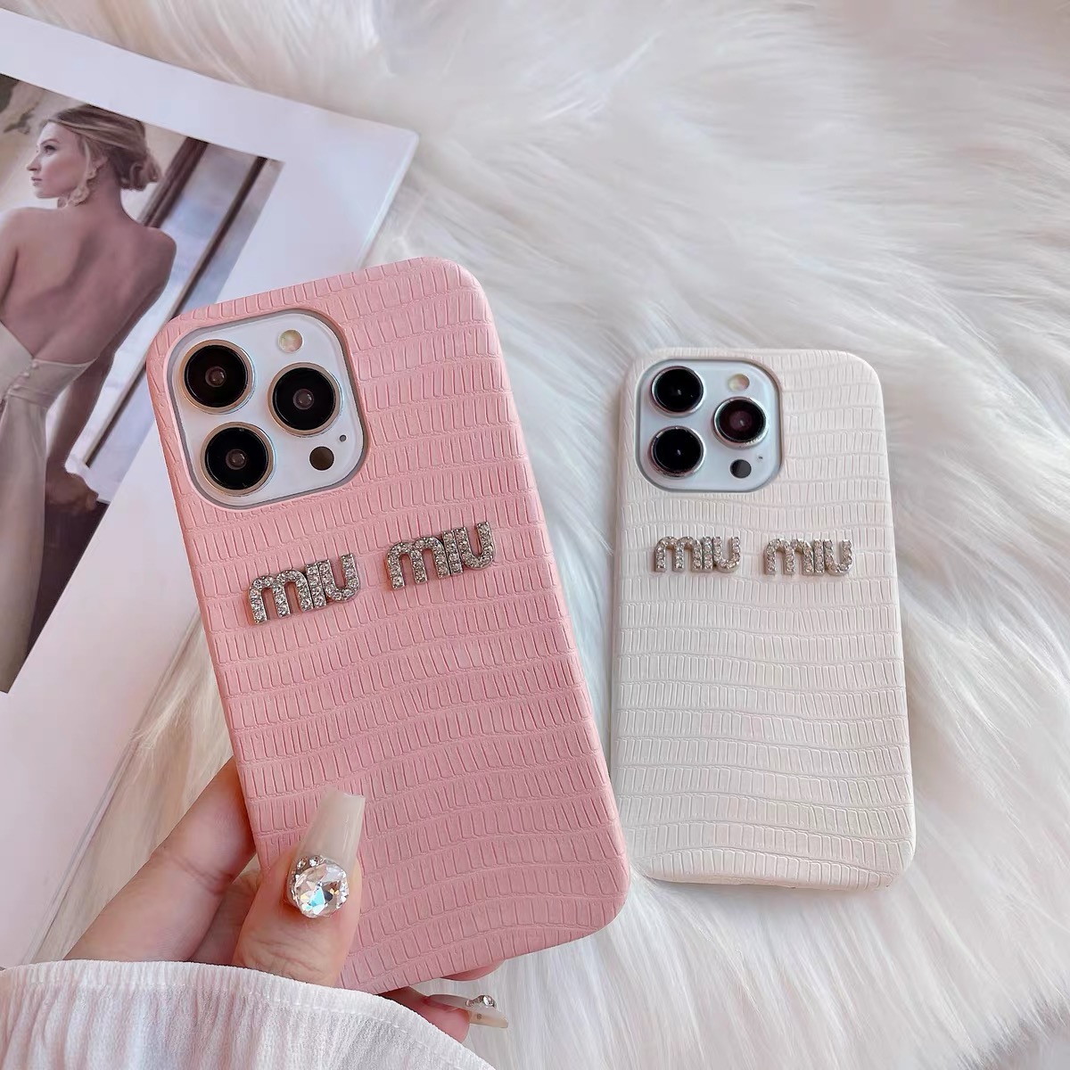 ミュウミュウ iPhone15 Proケース MiuMiu iPhoneケース 新品発売 cocobuyee通販