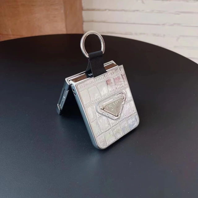 Prada Galaxy Z Flip5ケース 通販