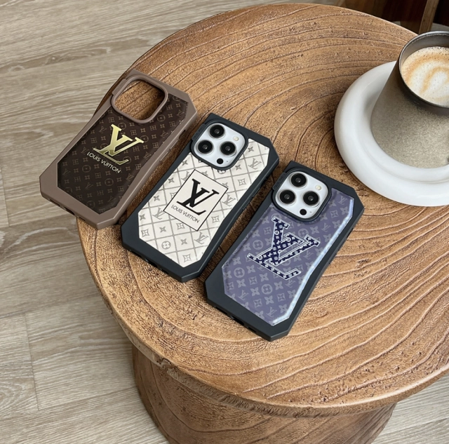 ルイビトン iPhone15 Pro Maxケース モノグラム Vuitton 新品発売