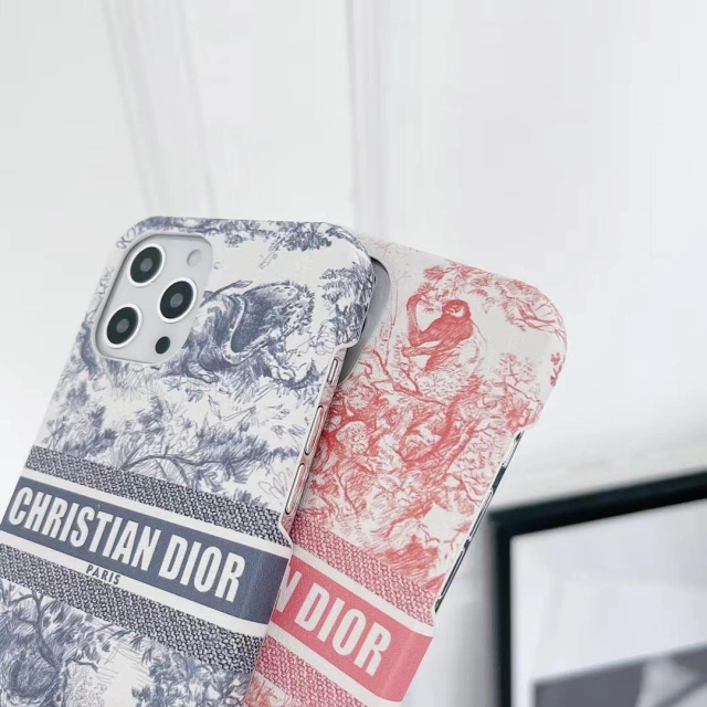 Dior iPhone15 Pro Maxケース ライオン