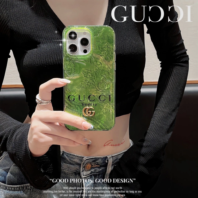 Gucci iPhone15 Proケース かわいい