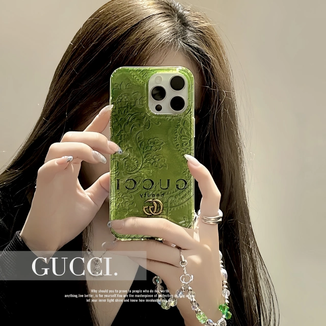 Gucci iPhone15 Pro Maxケース おしゃれ