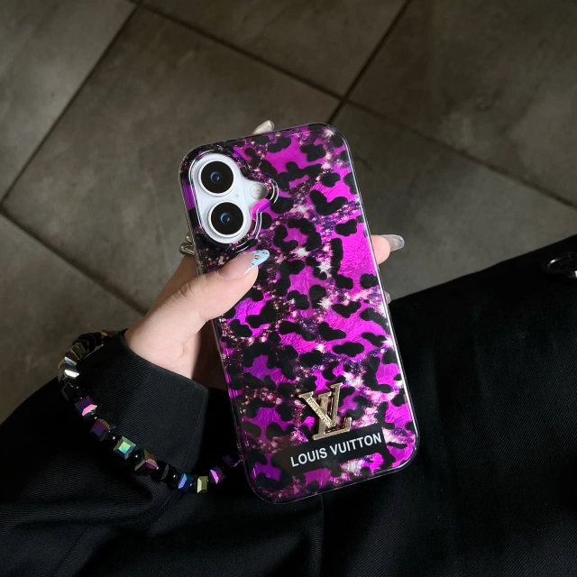 LV iPhone16ケース レオパード柄
