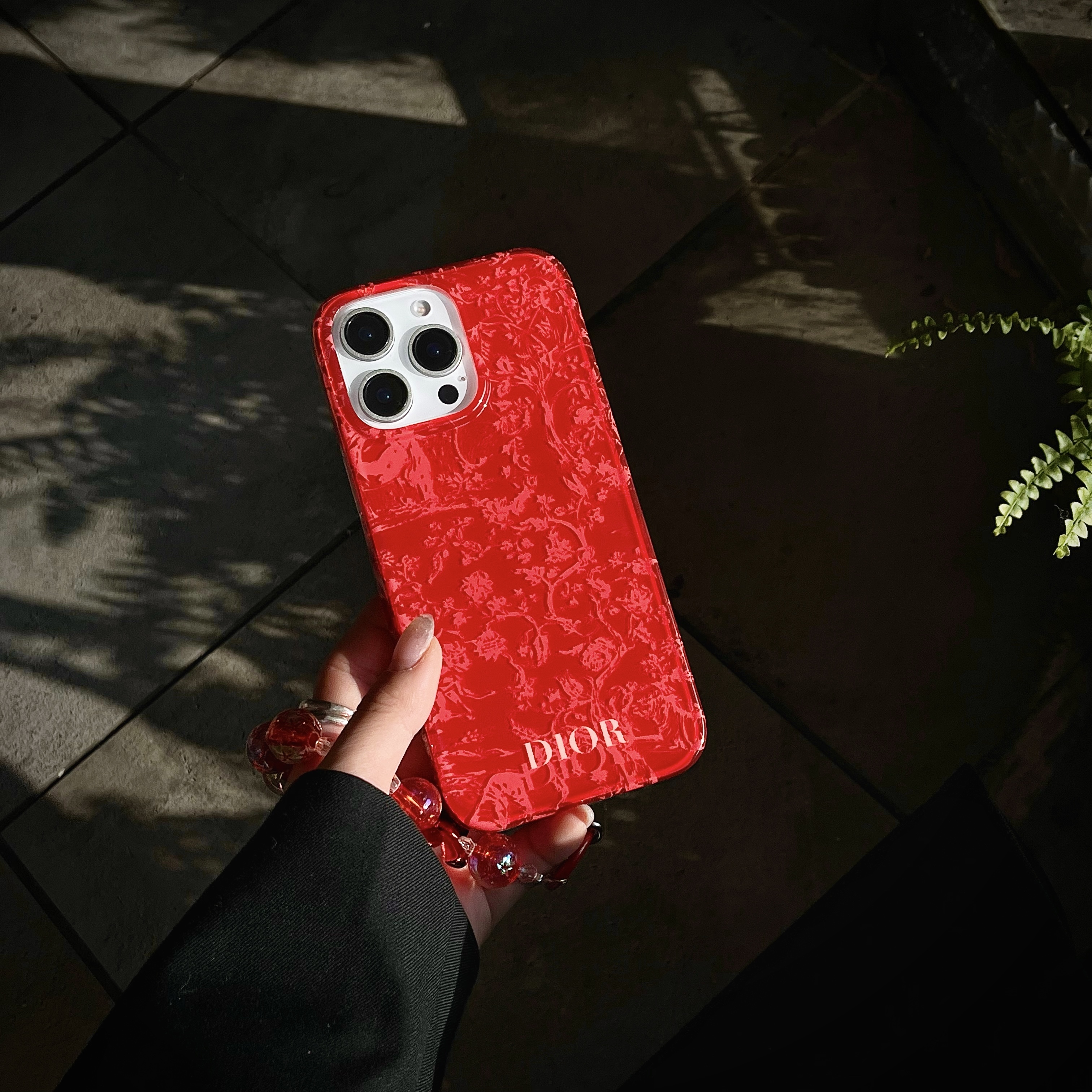 新作 ディオール iPhone16 Pro Maxケース レッド 華やか Dior