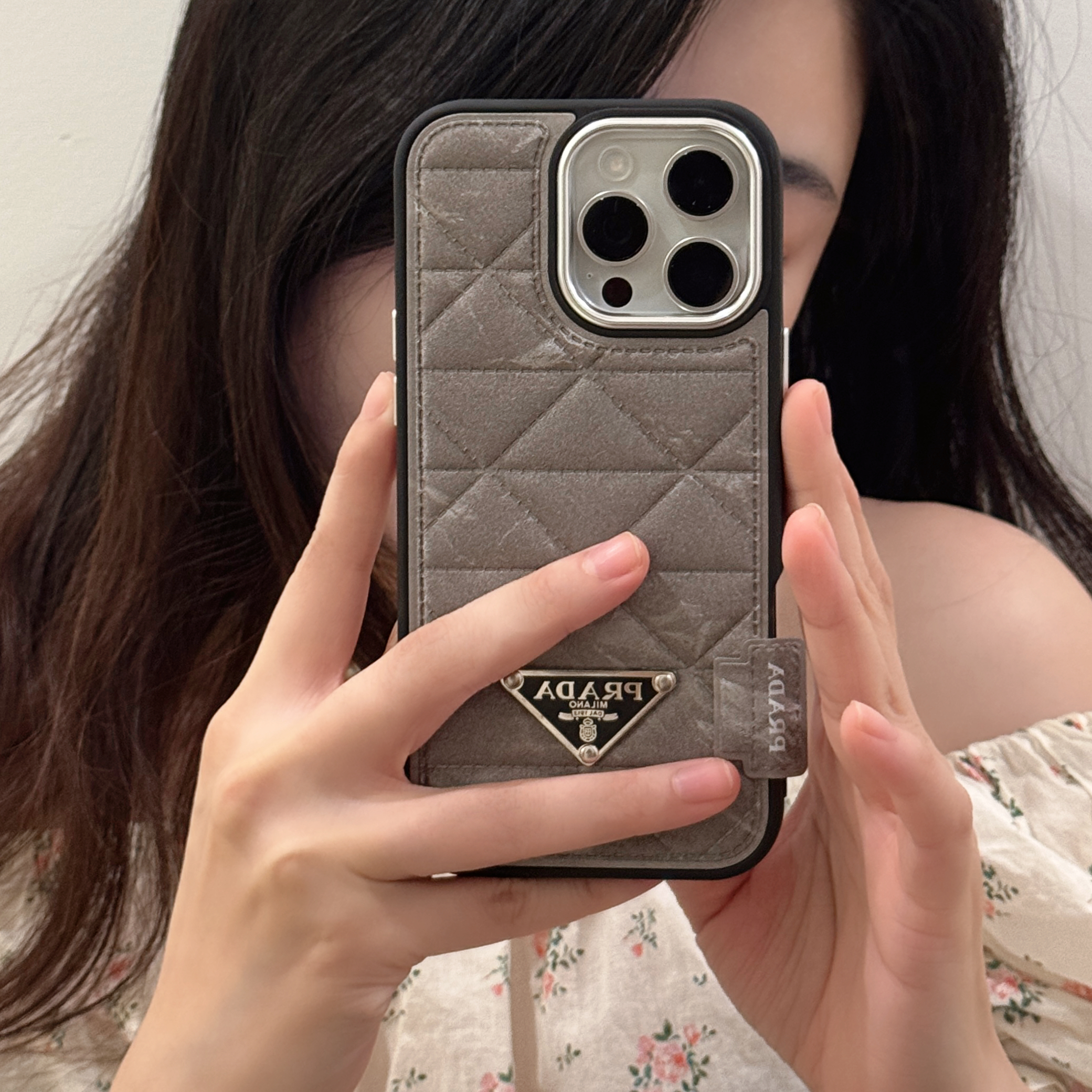 プラダ iPhone16 Pro Maxケース レザー レトロ風 Prada アイフォン15 