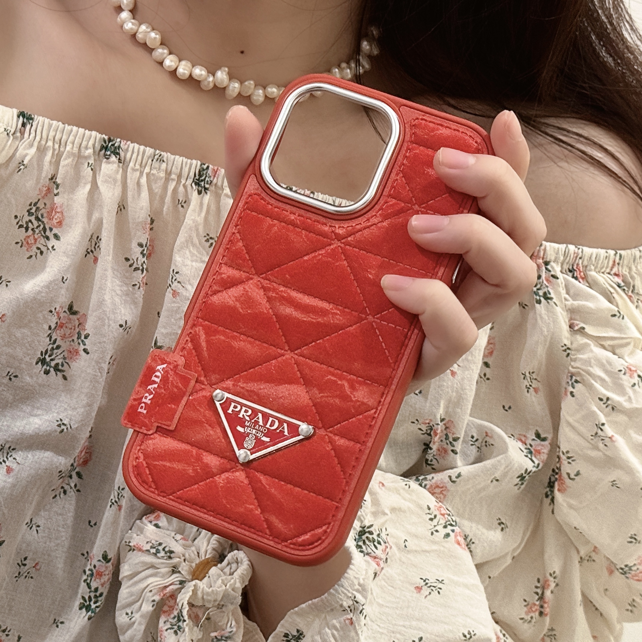 プラダ iPhone16 Pro Maxケース レザー レトロ風 Prada アイフォン15 