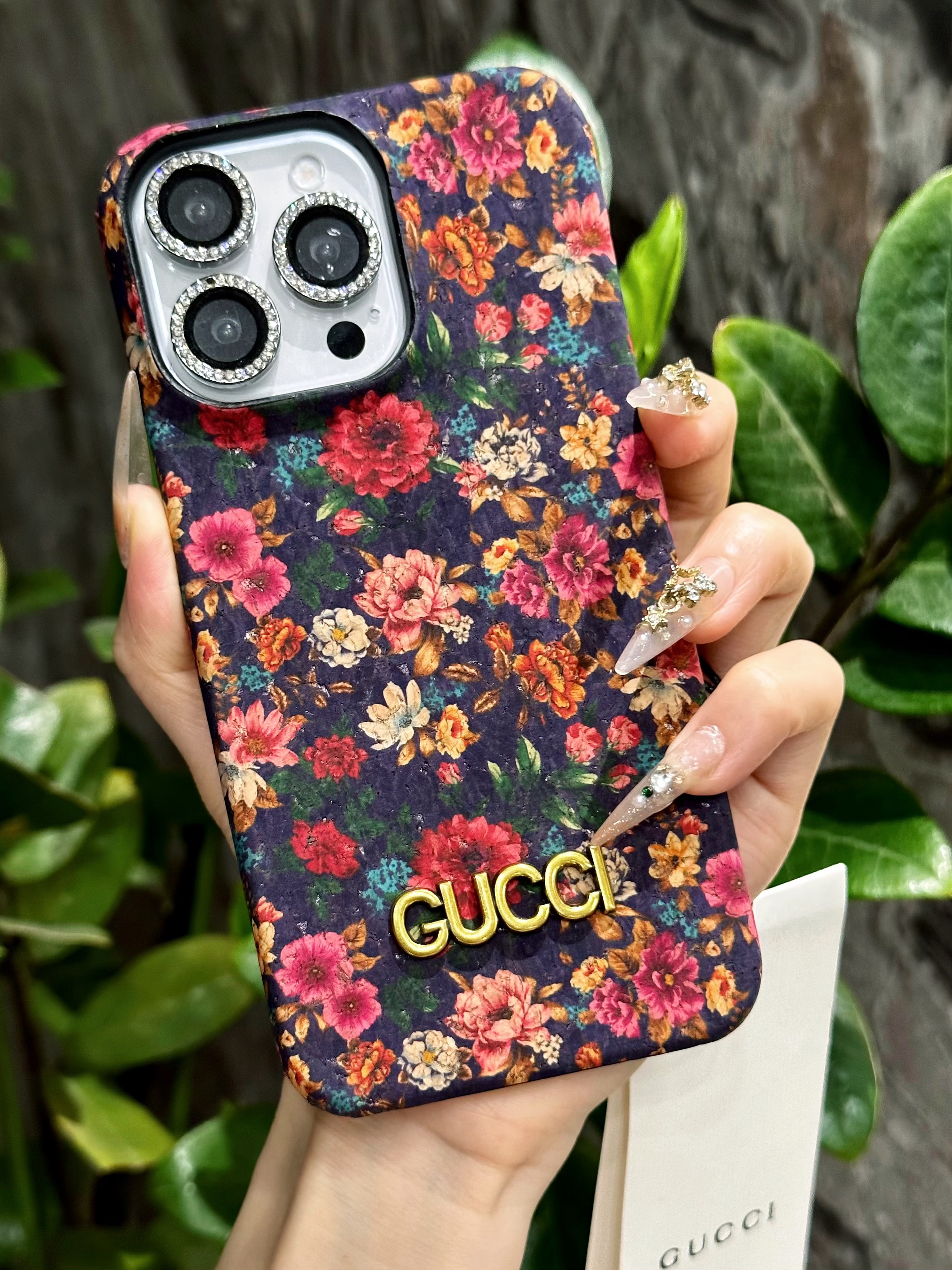 グッチ iPhone16 Pro Maxケース フラワー 花柄 GUCCI iPhone16 Pro