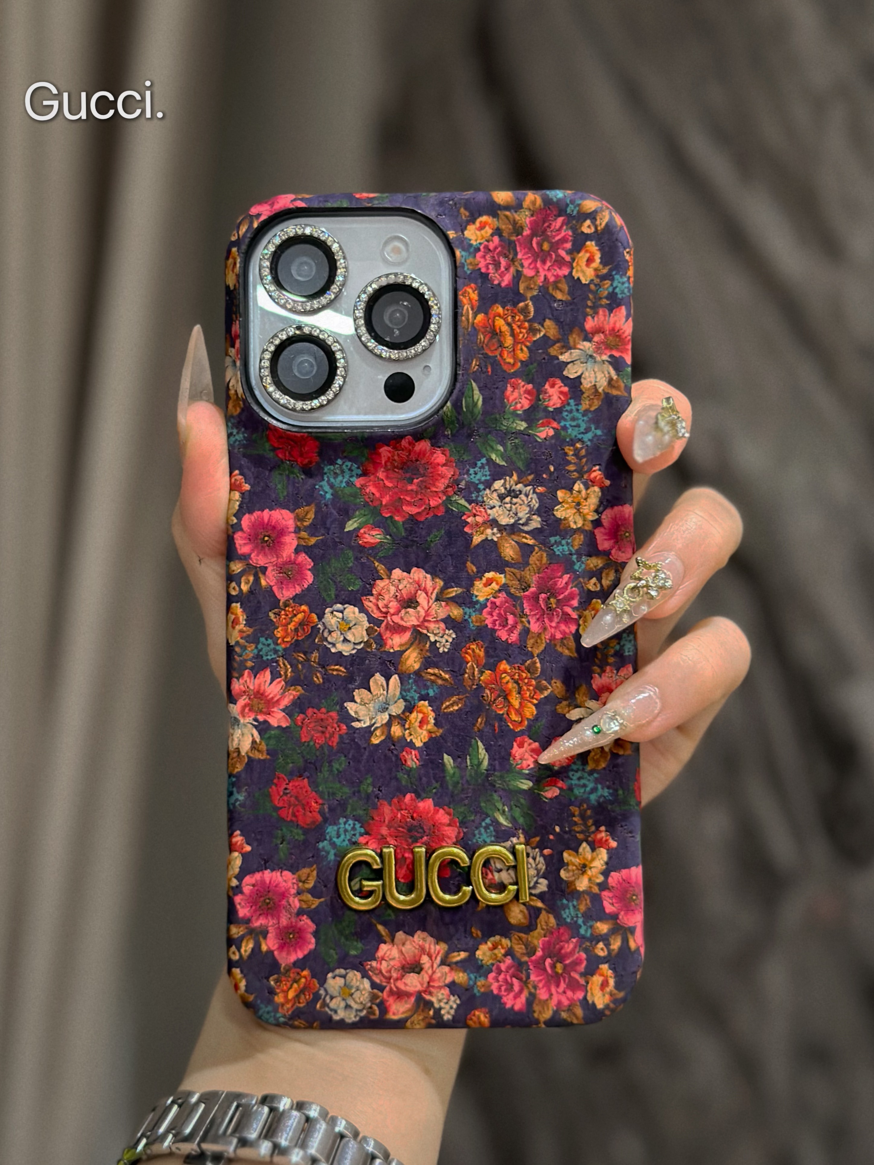 グッチ iPhone16 Pro Maxケース フラワー 花柄 GUCCI iPhone16 Pro