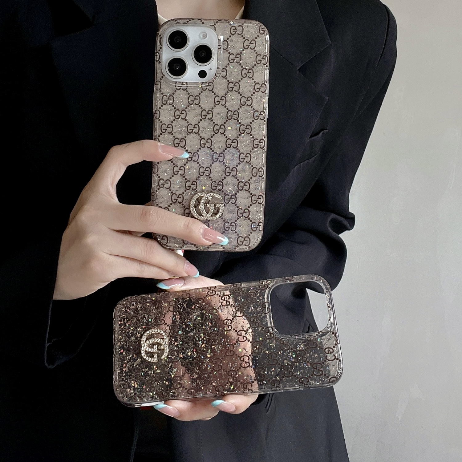 GUCCI グッチ iPhone15 pro max ケース GGスプリーム GUCCI iPhone16 Pro Maxケース GGスプリームキャンバス風 高級感