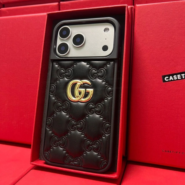 グッチ iPhone17 Pro Maxケース GGスプリーム レザー GUCCI iPhone17