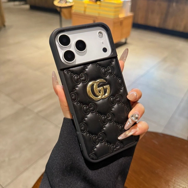 グッチ iPhone17 Pro Maxケース GGスプリーム レザー GUCCI iPhone17