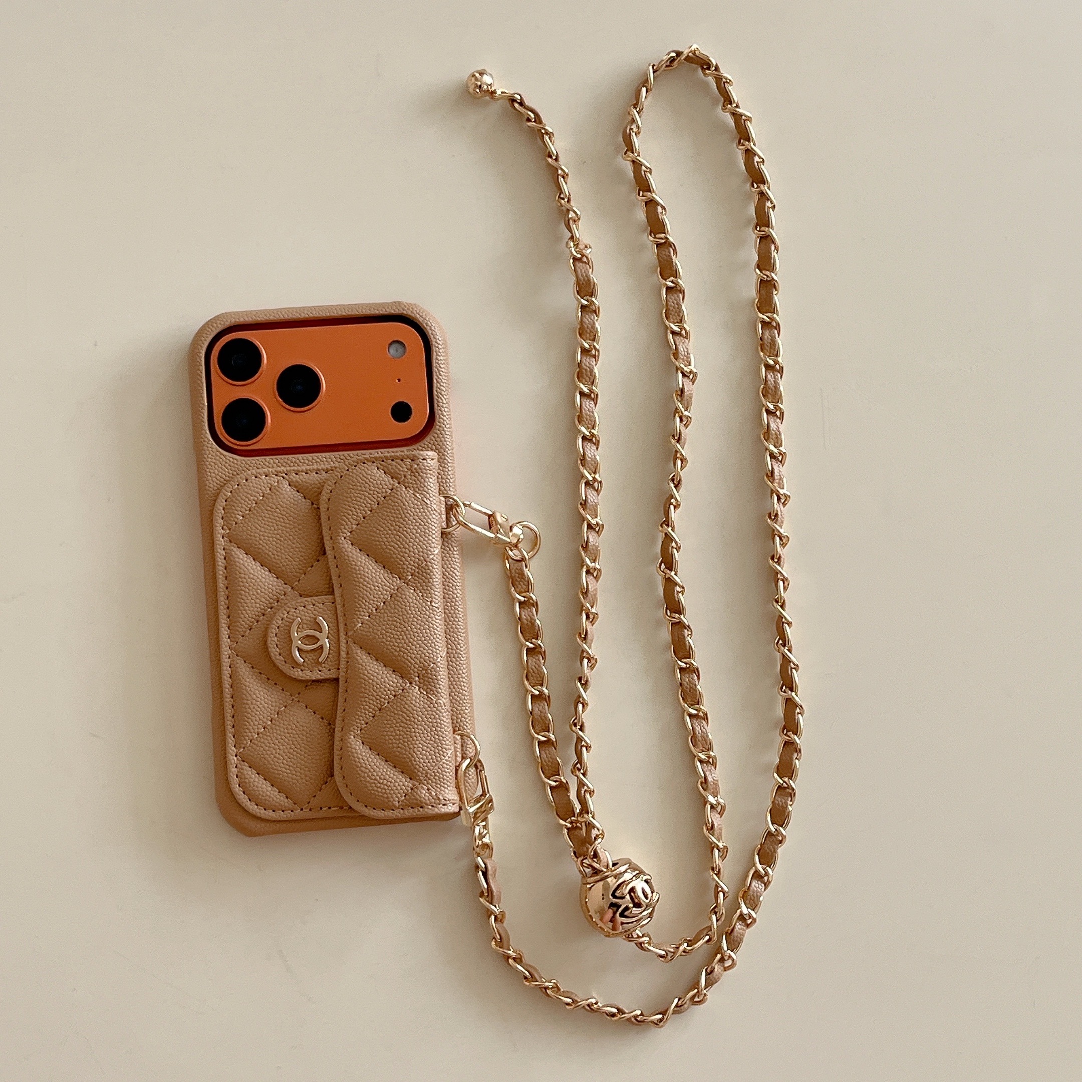 CHANEL ベージュ キルティング ケース シャネル iPhone17 Pro Maxケース キルティング レザー CHANEL