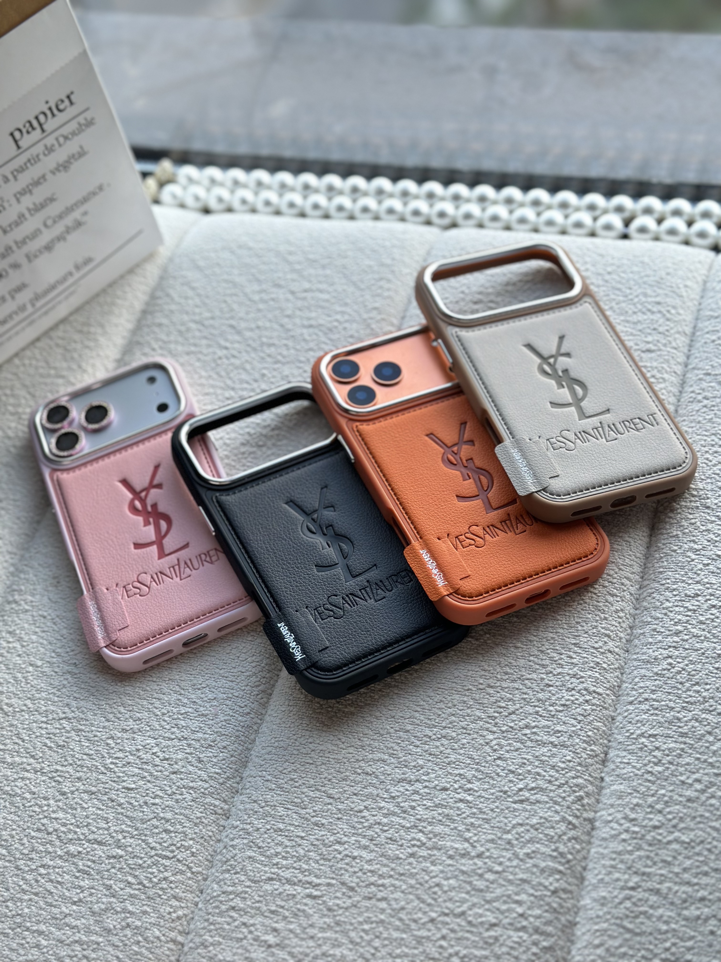 YSL iPhone17 Pro Maxケース レザー 高級感 サンローラン iPhone16 Pro