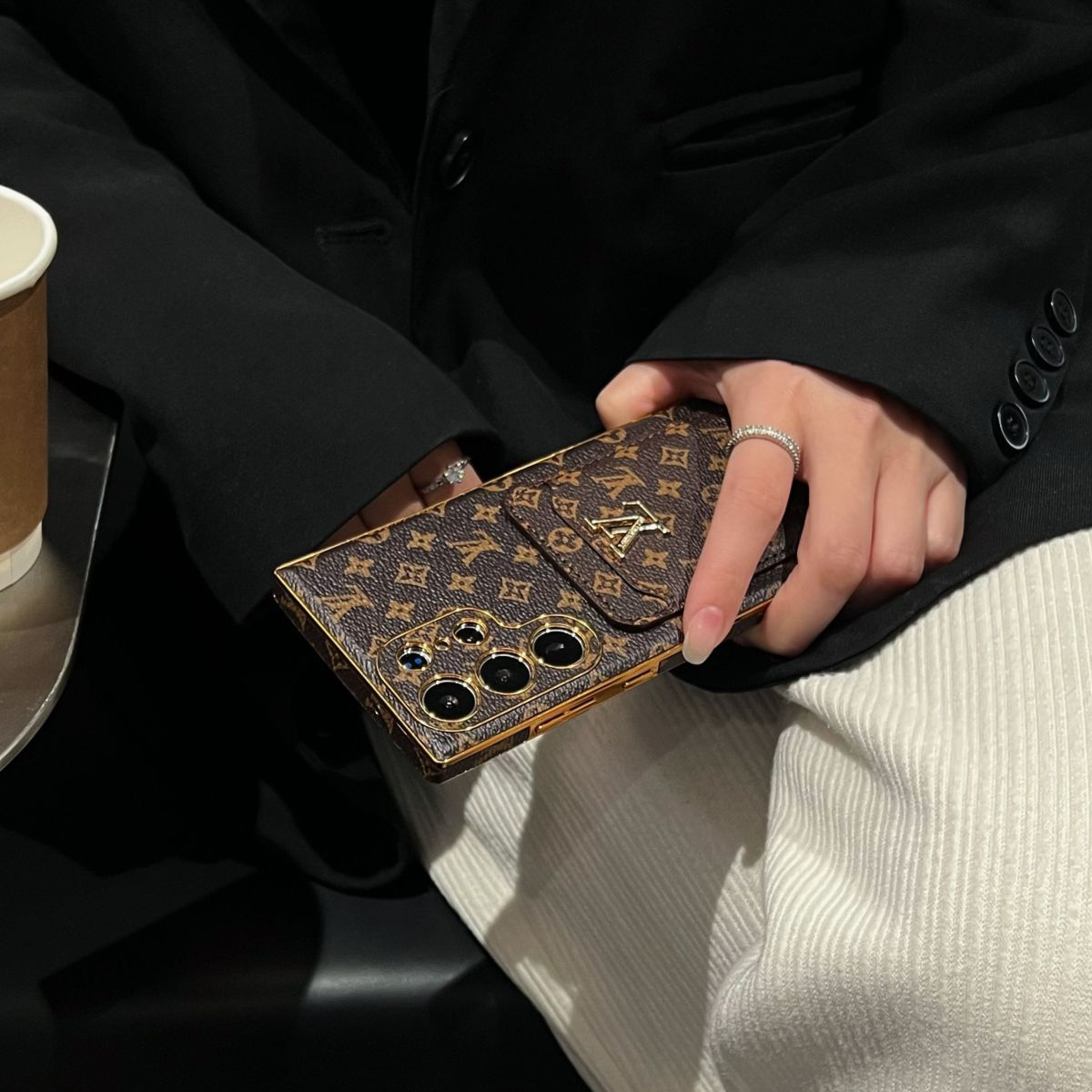 ルイヴィトン Galaxy S25 Ultraケース カード収納 モノグラム LV 