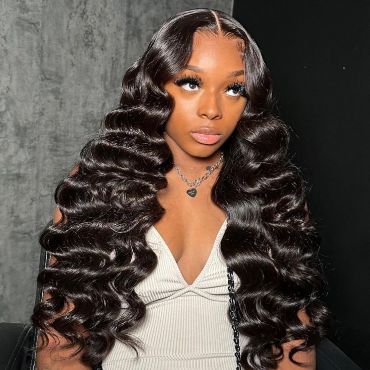 Full Lace Wigs Loose Deep Transparent Lace 130% Density Virgin Human Hair Natural Color