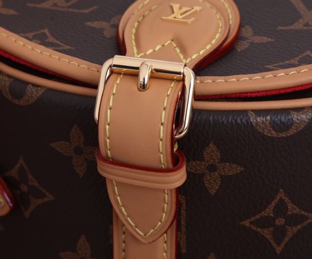 Túi Louis Vuitton Tambourin Monogram Canvas Handbag M44860