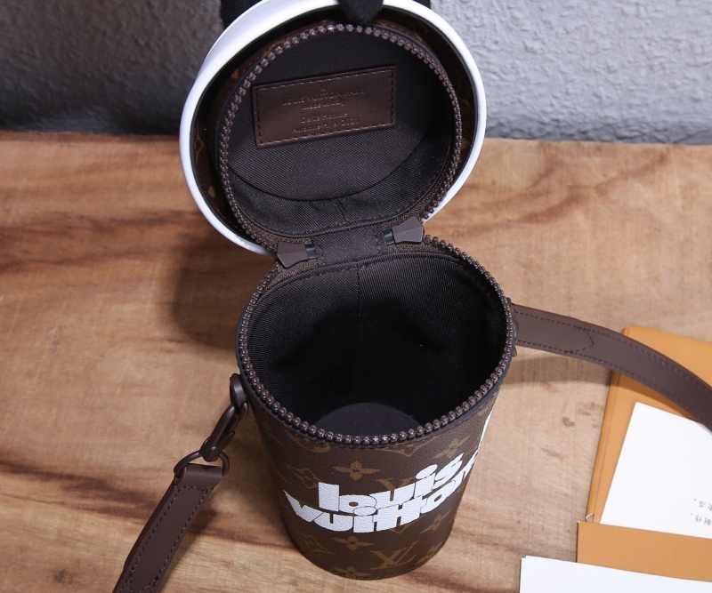 Louis Vuitton Everyday LV Monogram Coffee Cup M80812
