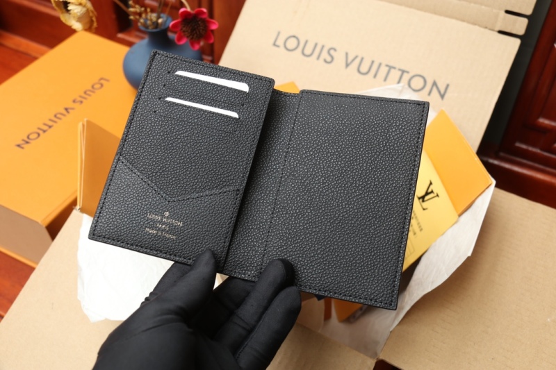 CLOSETOFJOY Luxury Brand Purse LV M64501 Passport Holder Cover Monogram Empreinte Leather PL090