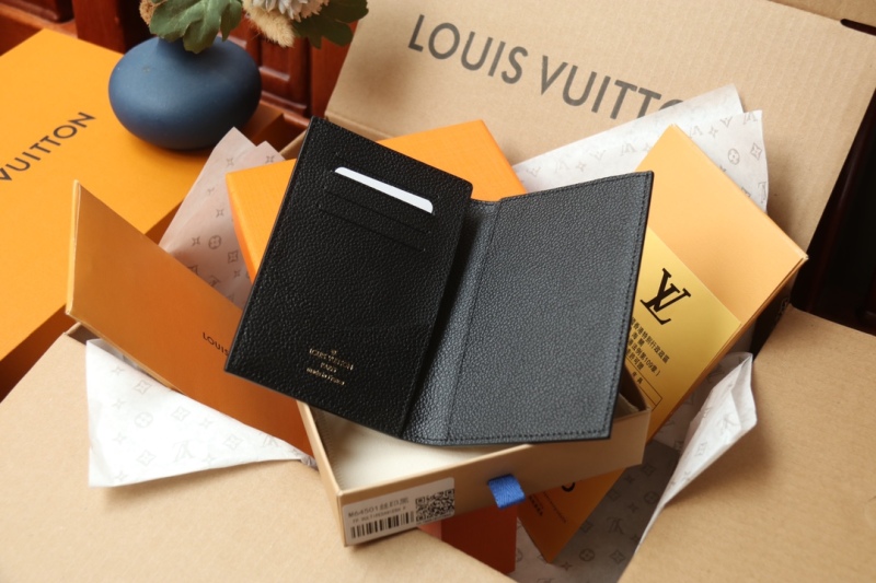 CLOSETOFJOY Luxury Brand Purse LV M64501 Passport Holder Cover Monogram Empreinte Leather PL090