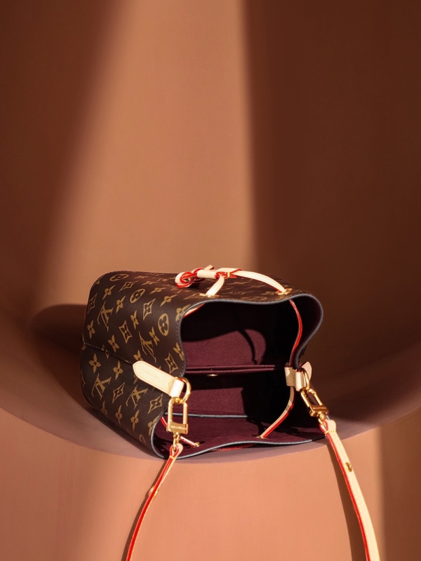 New Louis Vuitton Bag Release - LV M46581 Mini Bucket Bag PLA012