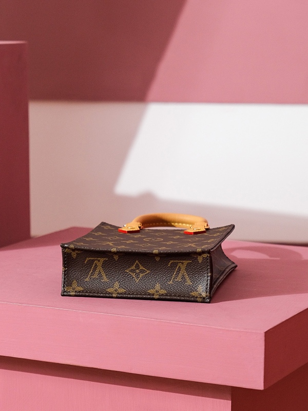 New Louis Vuitton 𝐏𝐄𝐓𝐈𝐓 𝐒𝐀𝐂 𝐏𝐋𝐀𝐓 Monogram - Women - M69442 Small Leather Goods PLA029