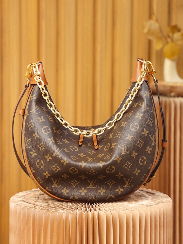 New Louis Vuitton 𝐋𝐎𝐎𝐏 𝐇𝐎𝐁𝐎 Monogram - LV M46311 Runway Edition PLA050