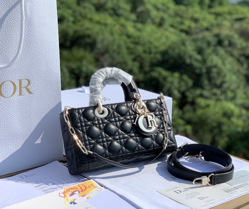 𝗗𝗶𝗼𝗿 𝗗-𝗝𝗼𝘆 𝗯𝗮𝗴 Designer Handbags - PDA10