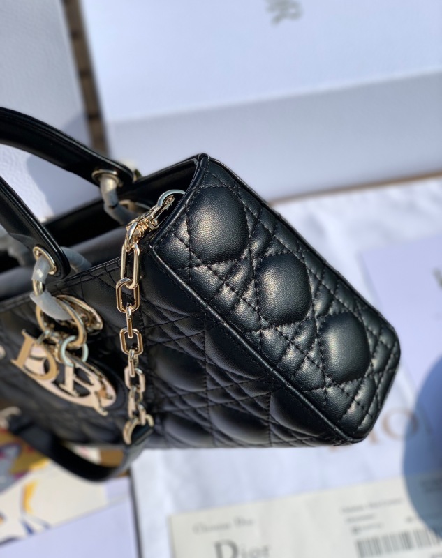 𝗗𝗶𝗼𝗿 𝗗-𝗝𝗼𝘆 𝗯𝗮𝗴 Designer Handbags - PDA10