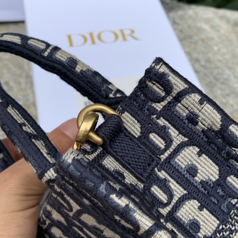 Dior Handbags Collection - Designer Bags Dior BDA16