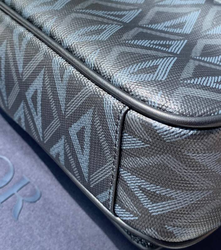 Dior 23s HIT THE ROAD Designer Handbags Diamond - High End Fashion PDA26