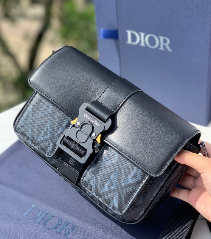 Dior 23s HIT THE ROAD Designer Handbags Diamond - High End Fashion PDA26