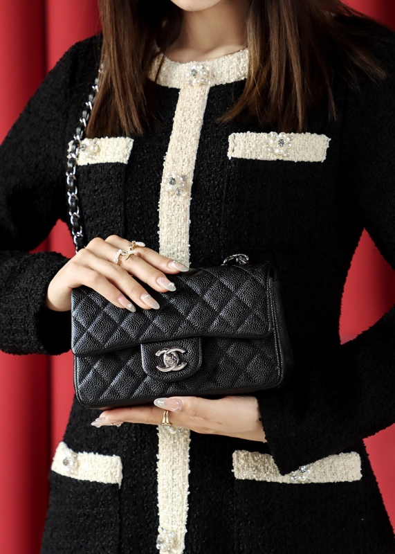 Chanel CF Classic Flap Bag Mini 20 - Caviar Leather BCA002
