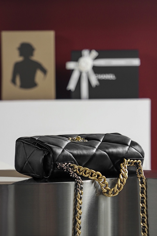 Chanel 19 Bags Collection  - Lconic Designer Handbags BCA010