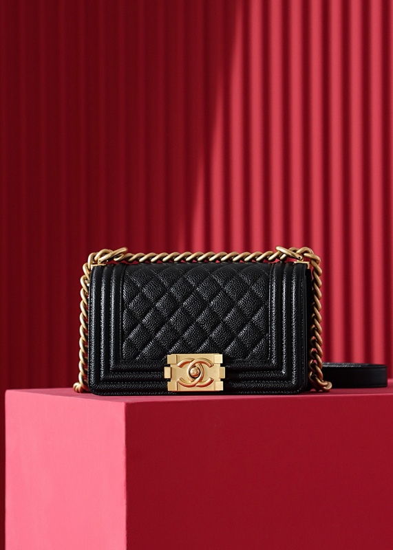 Chanel 𝐋𝐞𝐛𝐨𝘆 Designer Handbags - High Fashion Accessories BCA014