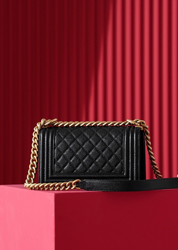 Chanel 𝐋𝐞𝐛𝐨𝘆 Designer Handbags - High Fashion Accessories BCA014