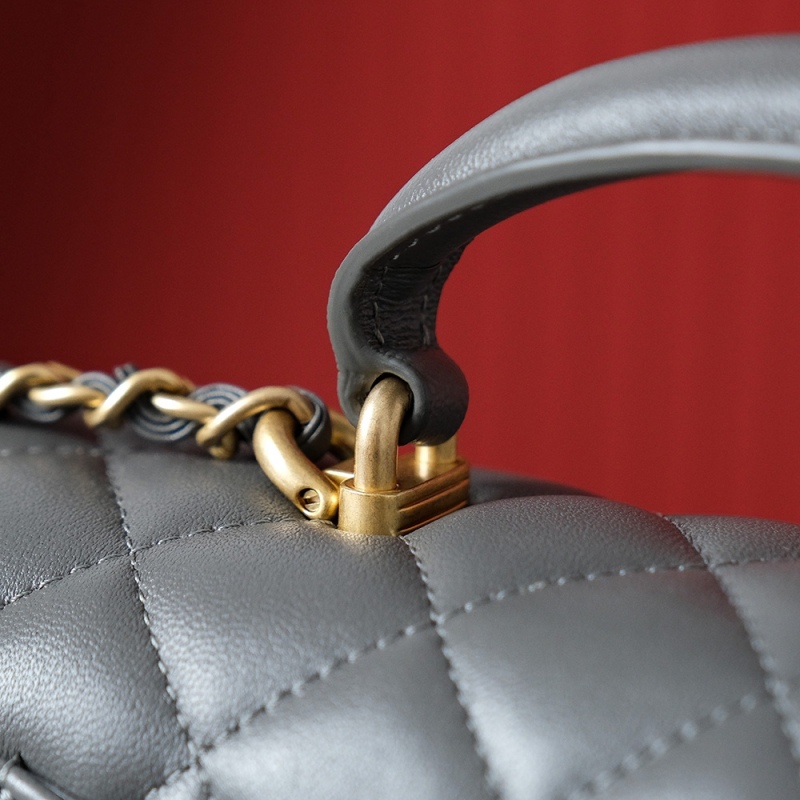 Chanel 𝐌𝐢𝐧𝐢 𝐂𝐟 𝐇𝐚𝐧𝐝𝐥𝐞 Designer Handbags - High Fashion Accessories BCA017