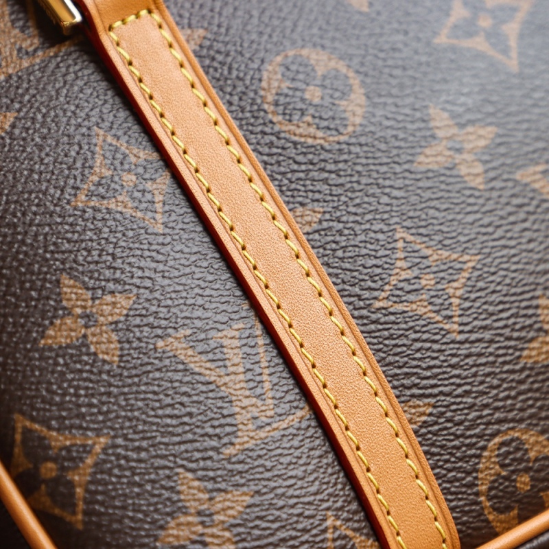 New Louis Vuitton 𝑭𝒐𝒍𝒅 𝑴𝒆 Handbags - LV M46321 Review BLA069