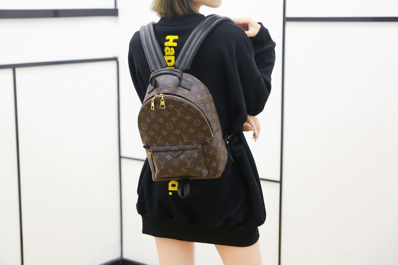 New Louis Vuitton 𝙋𝘼𝙇𝙈 𝙎𝙋𝙍𝙄𝙉𝙂 - LV M44871 Backpack Small BLA076