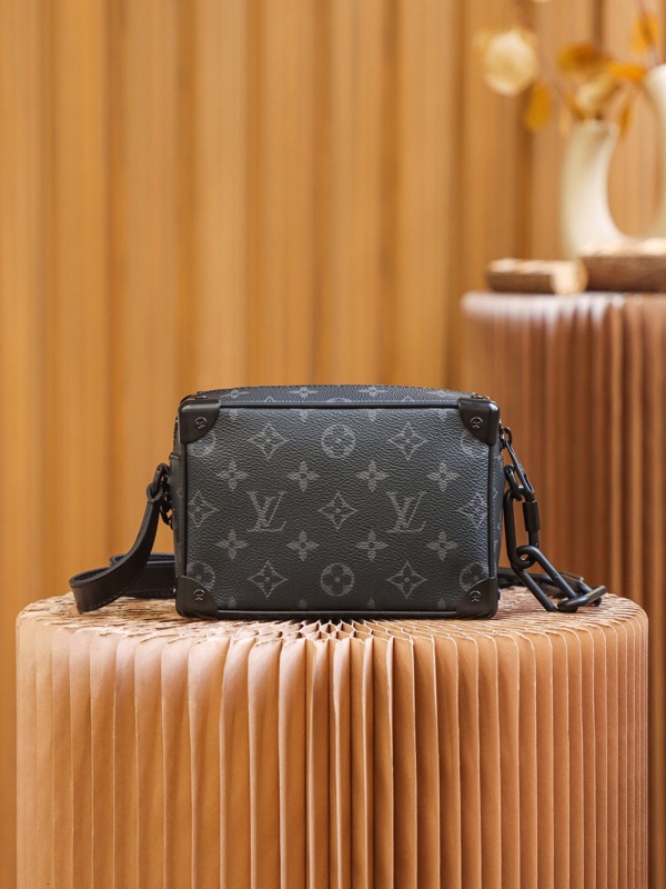 New Louis Vuitton 𝐌𝐢𝐧𝐢 𝐒𝐨𝐟𝐭 𝐓𝐫𝐮𝐧𝐤 - LV M44735 Chain Shoulder Bag BLA082