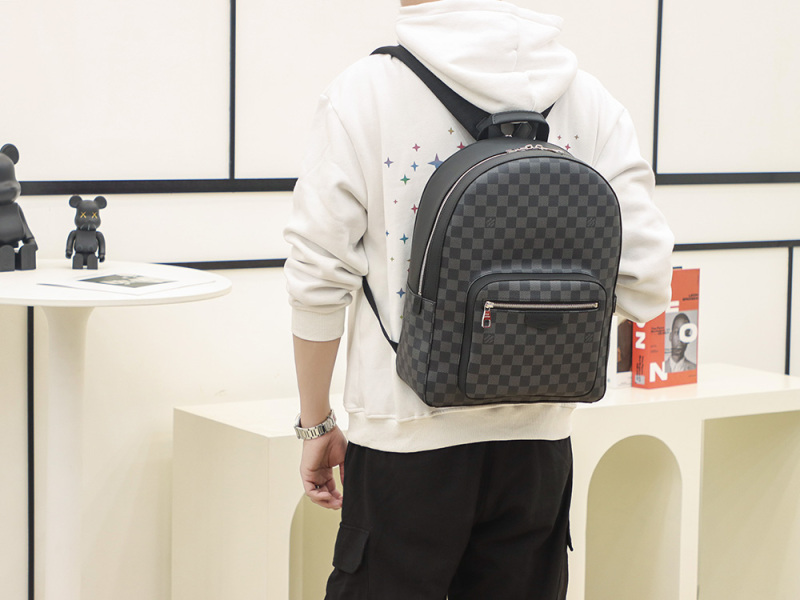 New Louis Vuitton 𝐉𝐎𝐒𝐇 Backpack for Men - LV N41473 Review &amp; Details Showcase BLA087