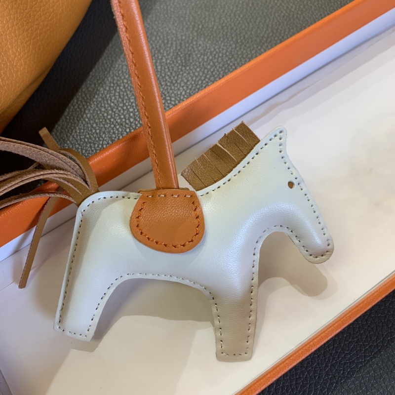 New Louis Vuitton 𝑭𝒐𝒍𝒅 𝑴𝒆 Handbags - LV M80874 Review & Details Showcase