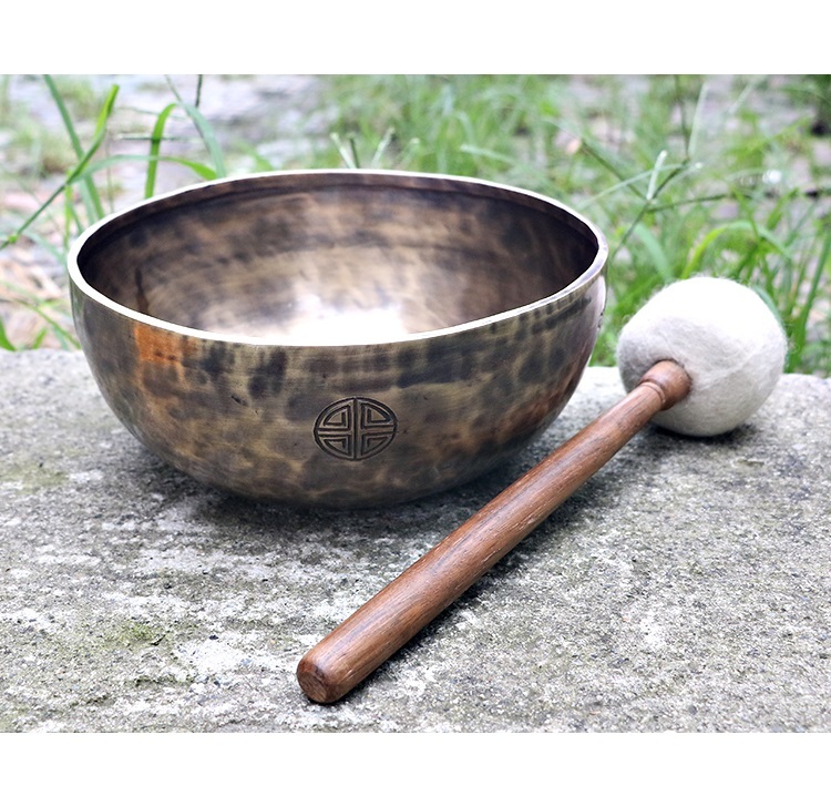 Nepal Singing Bowl Tibetan Singing Bowl Set by Ohm Store Meditation Sound Bowl Handcrafted in Nepal for Yoga Chakra Healing Mindfulness and Stress Relief