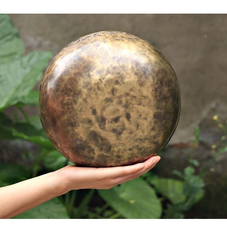 Nepal Singing Bowl Tibetan Singing Bowl Set by Ohm Store Meditation Sound Bowl Handcrafted in Nepal for Yoga Chakra Healing Mindfulness and Stress Relief