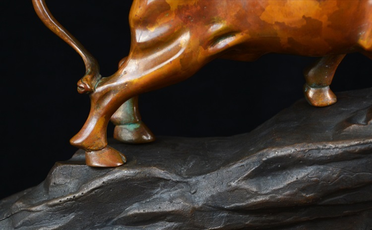 Copper Bull Art crafts bull antique Bronze Copper Chinese bull for Home Decoration Unique mystery handmade skills
