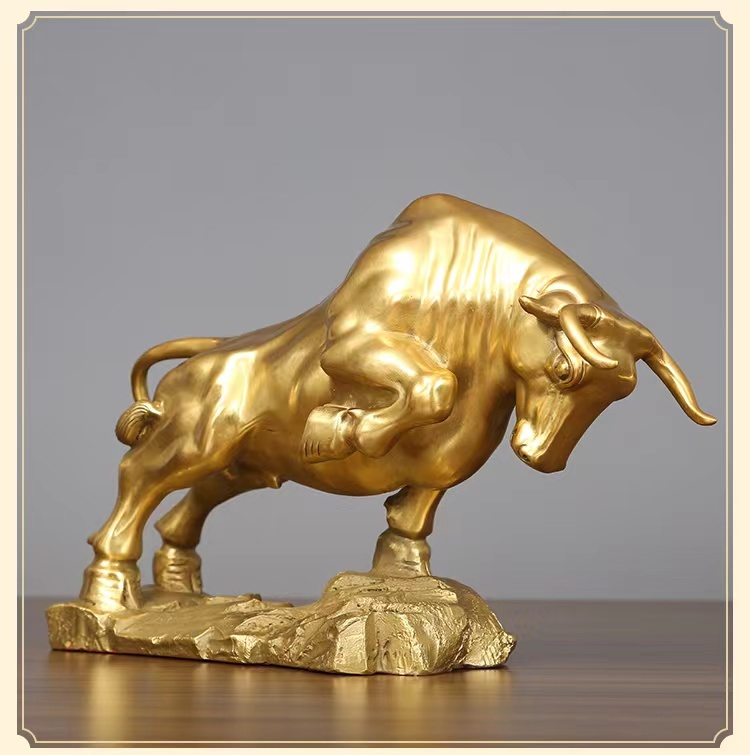 Bull Copper Animal Home Decoration Office Decoration Ornament Crafts Bull Sculpture Statue Copper Cattle Figurine with copper  Base