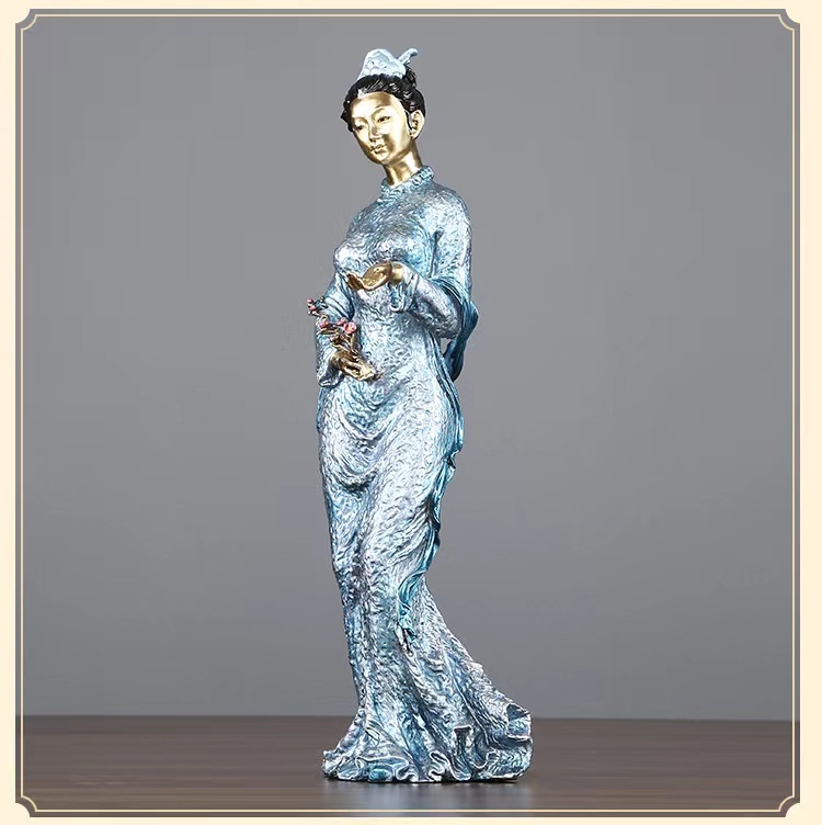 Expertly Crafted of Cold Cast Bronze in Strikingly Sculpted Detail Mixing Bronze Powder with Resin Gives it an Authentic Metal Look with a Stunning Antique Bronze Finish and You'll Marvel at the Colored Effects Impressively Detailed Statue Depicting the T