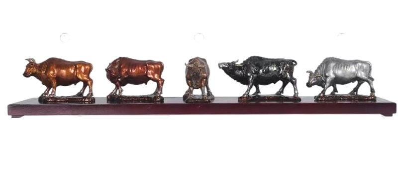Bull Copper Animal Home Decoration Office Decoration Ornament Crafts Bull Sculpture Statue Copper Cattle Figurine with copper Base