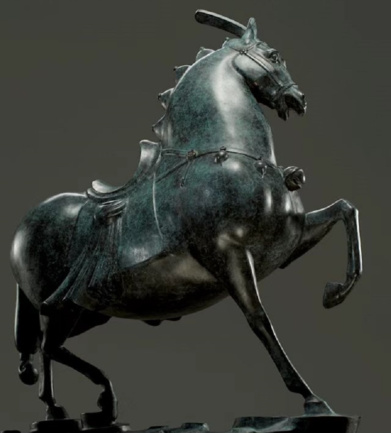 Horse Statue Figurines Bronze Standing Jogging Horse Sculpture Home Office Decoration Tabletop Decor Ornaments