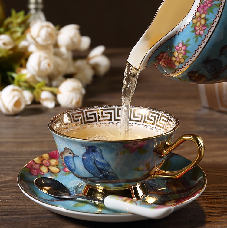 21 Pieces Set Royal Tea Cups with Gold Trim and Gift Box, British Coffee Cups Dream blue idyllic style bone china coffee set European Phnom Penh afternoon tea cup complete set